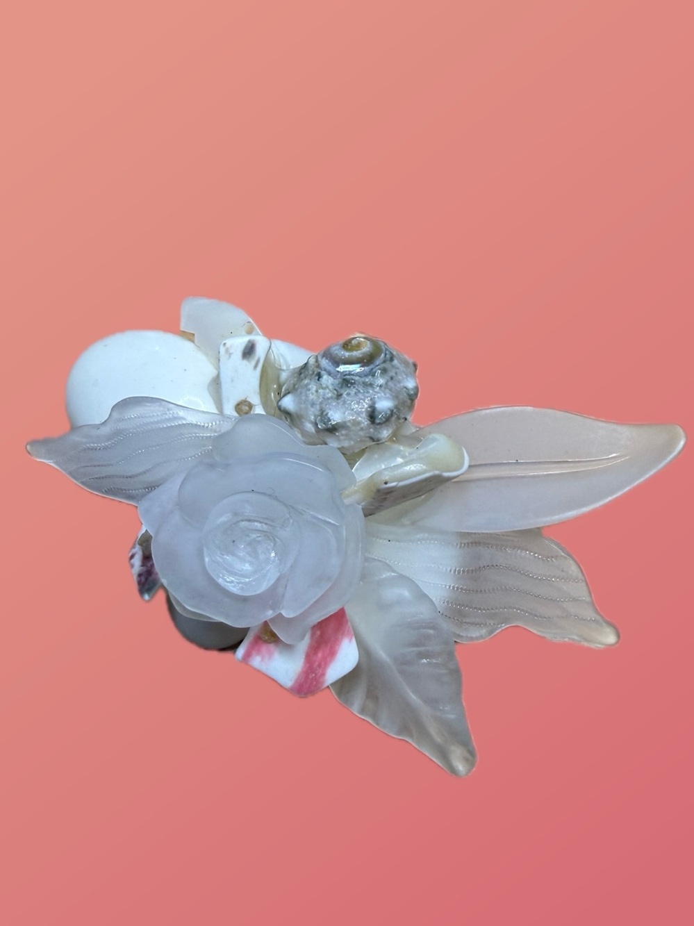 Vintage Sea Shell Lucite Brooch  Statement Tropical Beach Pin 50’s 60’s Jewelry